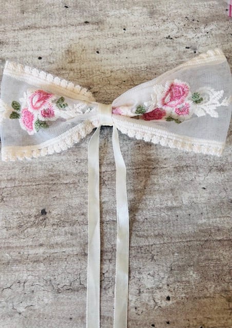 Rose Lace Bow